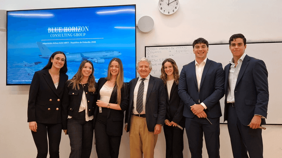 Más de 150 alumnos de la UFV diseñan una estrategia para Airbus en un reto internacional sobre geopolítica, defensa e innovación 07b50ff7-a9b9-4d34-84f0-935298d6db9d Más de 150 alumnos de la UFV diseñan una estrategia para Airbus en un reto internacional sobre geopolítica, defensa e innovación Estudiar en Universidad Privada Madrid