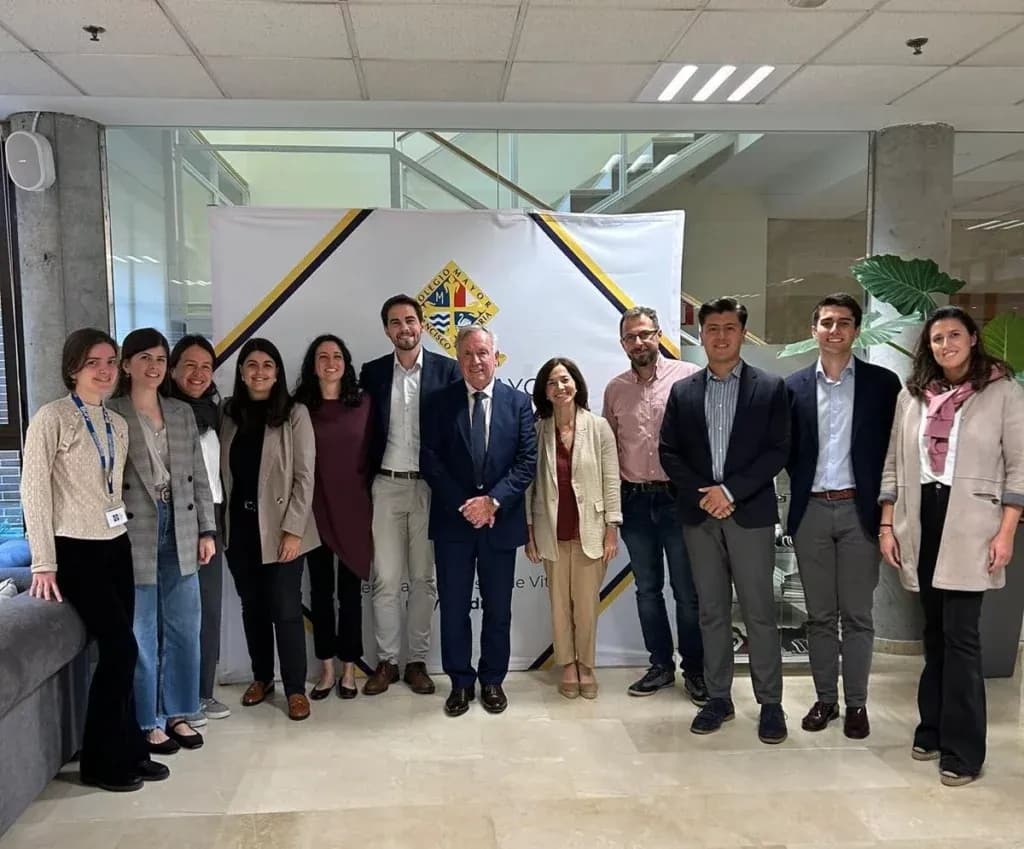 La ACE visita la Universidad Francisco de Vitoria para fortalecer la colaboración en educación del carácter | UFV CEV-noticia-7-y-8-octubre-6-e1765272307104-1024x849 La ACE visita la Universidad Francisco de Vitoria para fortalecer la colaboración en educación del carácter | UFV Estudiar en Universidad Privada Madrid