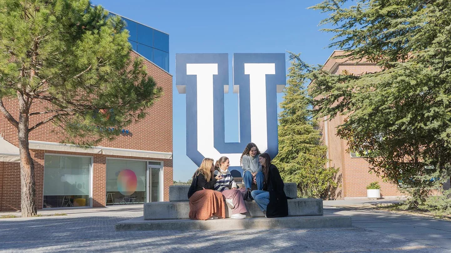 Servicio de ayudas al estudio UFV. Becas Universidad Privada Madrid. Facultad de Derecho Empresa y Gobierno campus horizontal u Servicio de ayudas al estudio UFV. Becas Universidad Privada Madrid. Estudiar en Universidad Privada Madrid