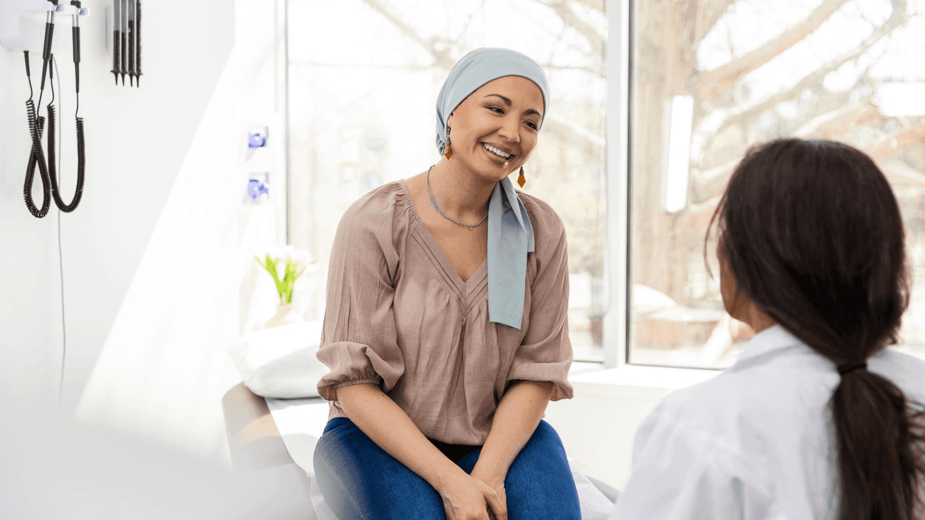 Curso de Experto en Pacientes con Enfermedad Avanzada y Necesidades Paliativas - Postgrados Universidad Francisco de Vitoria M11_Hero Imagen Destacada_ejercicio fisico y abordaje integral en oncologia Curso de Experto en Pacientes con Enfermedad Avanzada y Necesidades Paliativas - Postgrados Universidad Francisco de Vitoria Estudiar en Universidad Privada Madrid